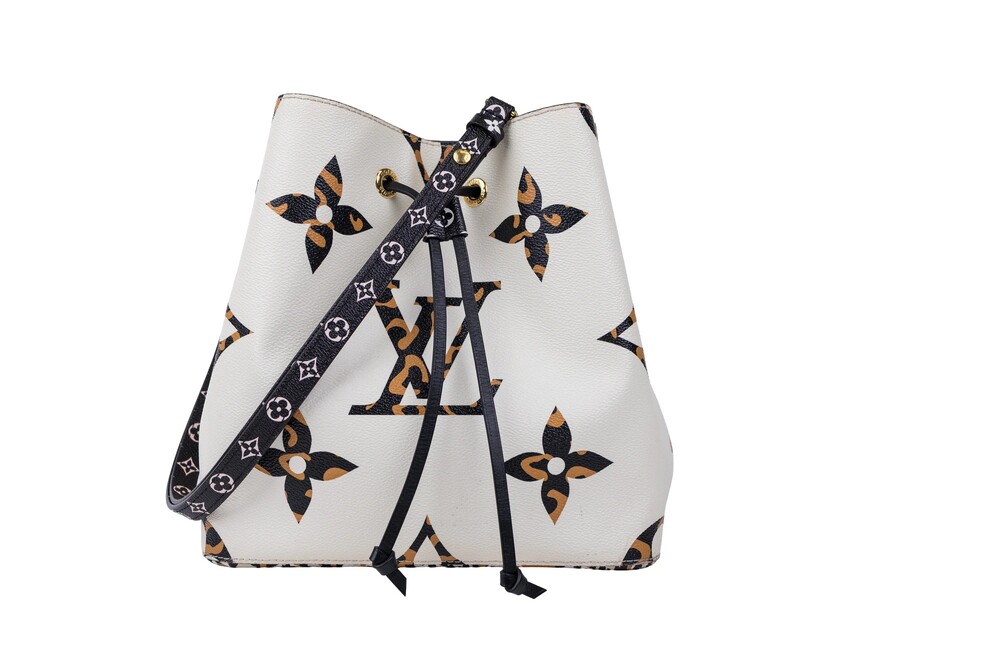 Louis Vuitton White Black Tan Giant Monogram Jungle Coated Canvas Shoulder Bag G